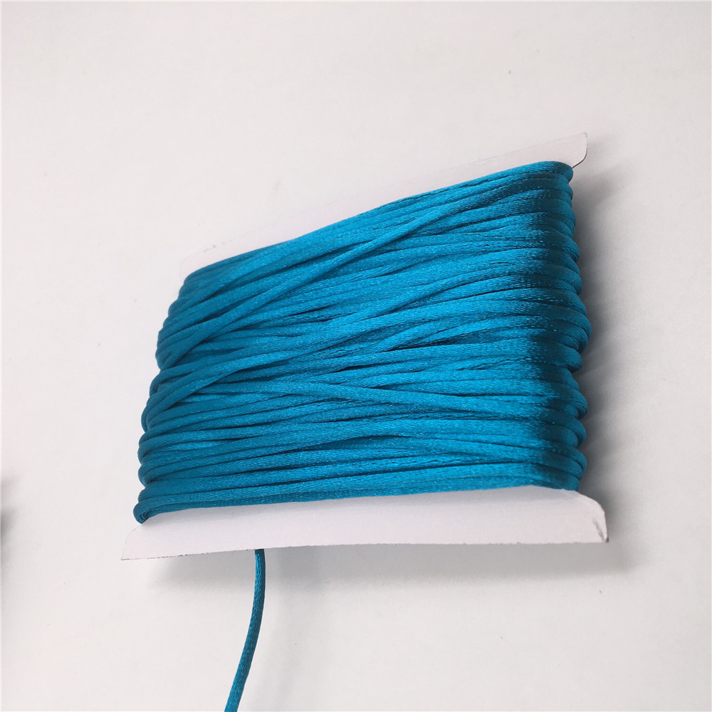 Cordón de macramé de seda tren - Knotting Cord Silk reseña y precio