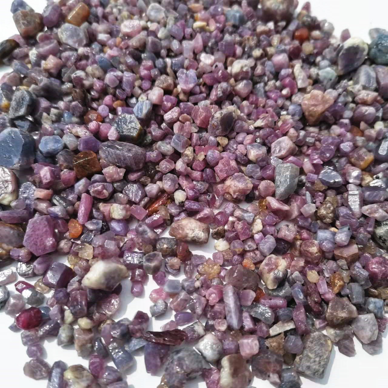 Piedras naturales de corindón  - Jewelry Making Raw Materials reseña y precio