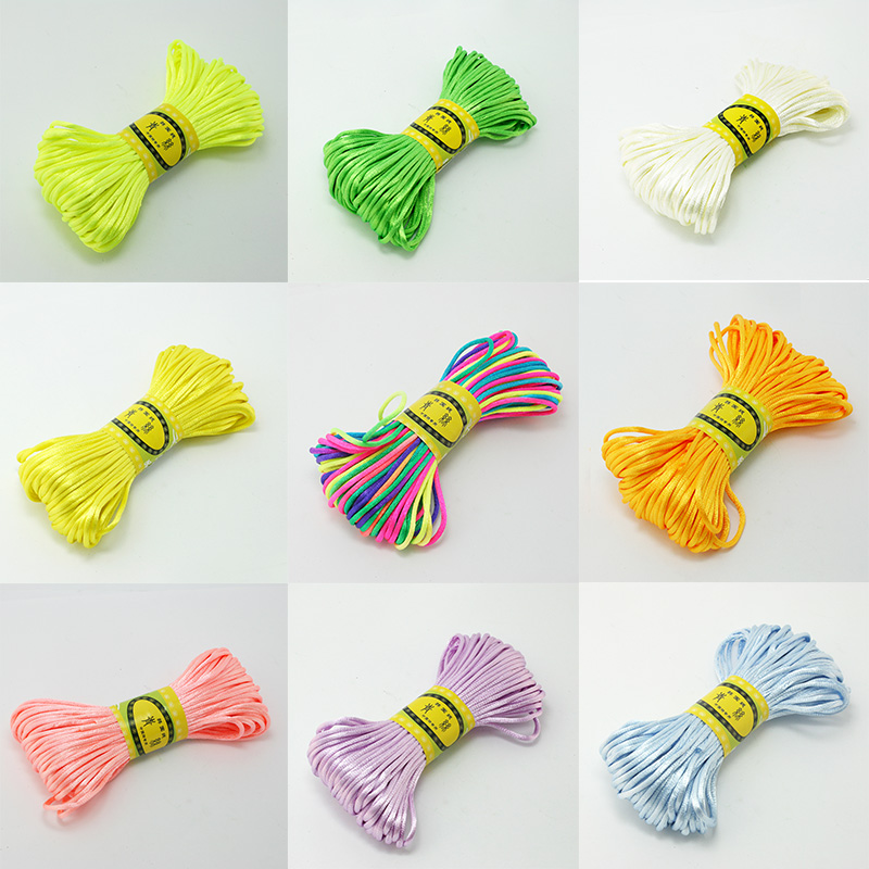Cordón de macramé de seda sati - Knotting Cord Silk reseña y precio